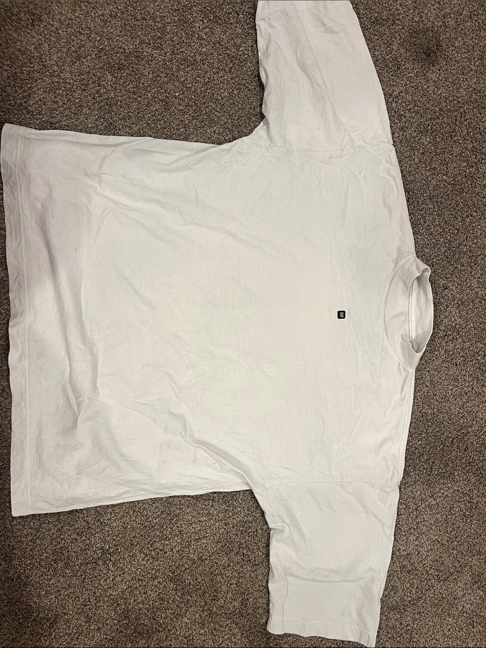 GAP White Short-Sleeve Crew Tee with Small Chest Patch